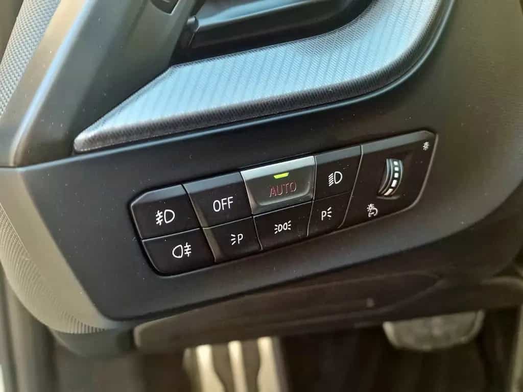 BMW 118 i M SPORT*AUTO*LED*LIVE COCKPIT*GARANTIE* 05/2021-photo-10