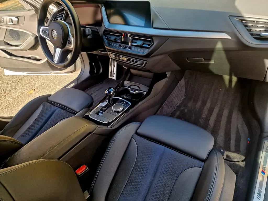 BMW 118 i M SPORT*AUTO*LED*LIVE COCKPIT*GARANTIE* 05/2021-photo-17