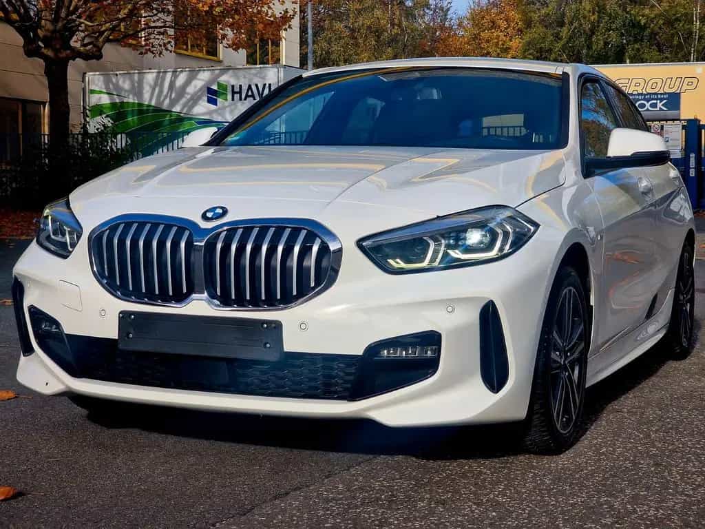 BMW 118 i M SPORT*AUTO*LED*LIVE COCKPIT*GARANTIE* 05/2021-photo-2