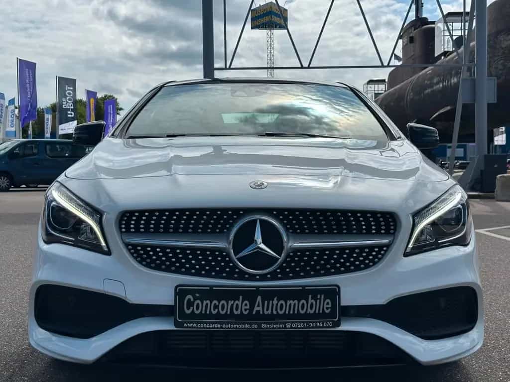 Mercedes-Benz CLA 250 AMG LINE LED Navi GSD SHZ PDC Klimaanlag 03/2018-photo-1