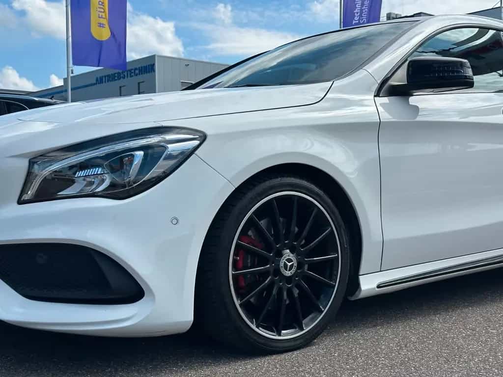 Mercedes-Benz CLA 250 AMG LINE LED Navi GSD SHZ PDC Klimaanlag 03/2018-photo-8