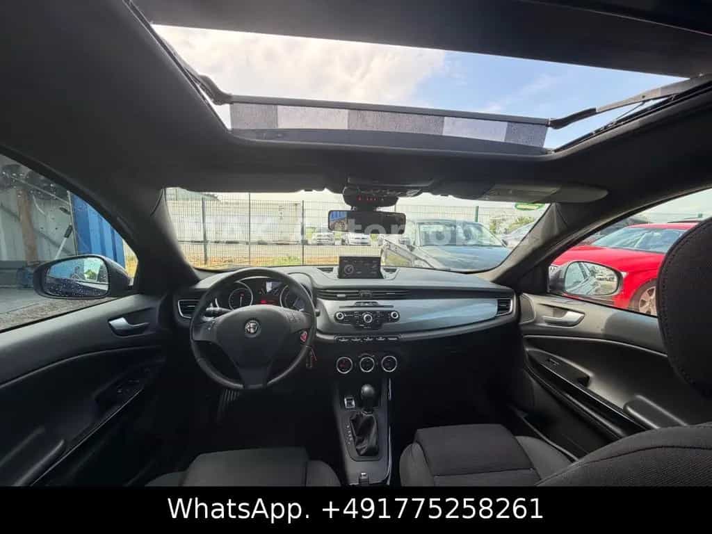 Alfa Romeo Giulietta Turismo 1.4 Automatik,Pano,Navi 08/2012-photo-12