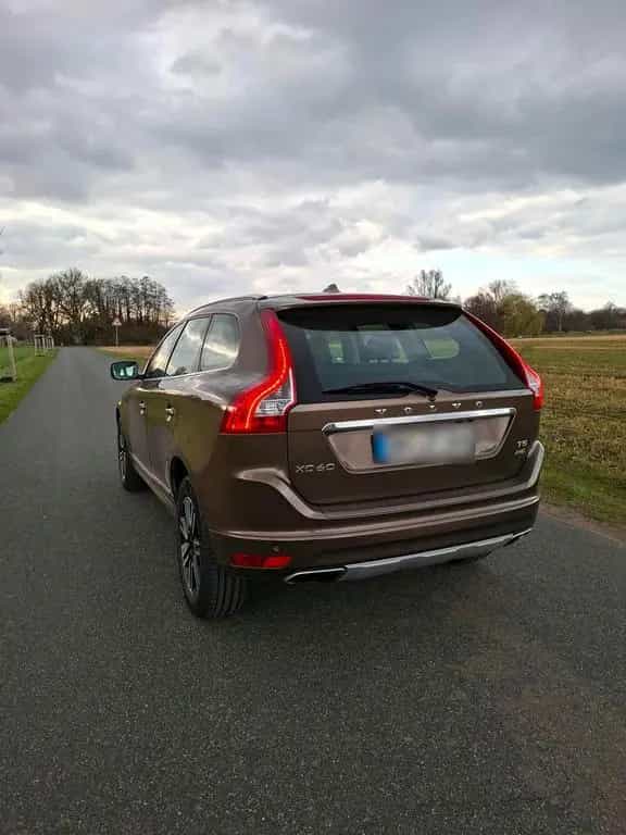 Volvo XC60 T5 AWD I Geartronic Summum I Fa... 03/2017-photo-4