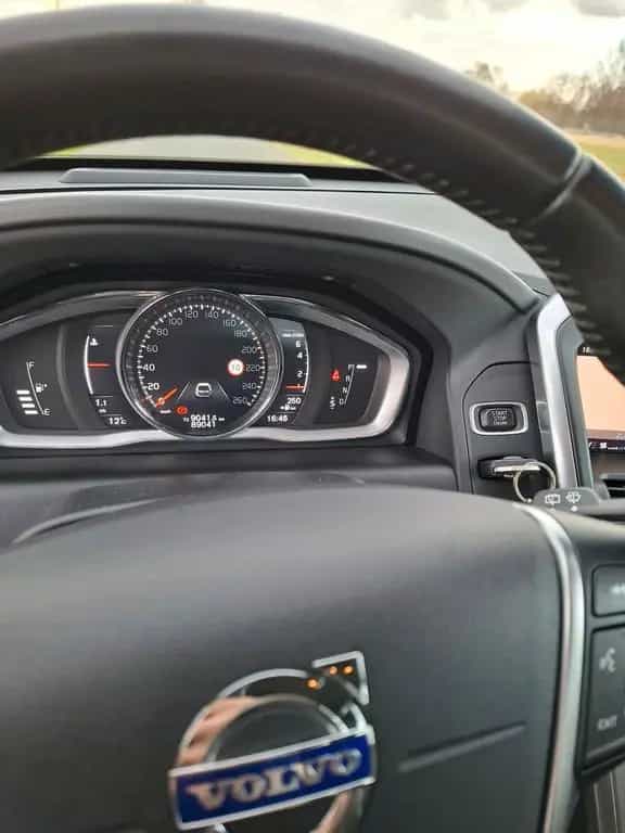 Volvo XC60 T5 AWD I Geartronic Summum I Fa... 03/2017-photo-7