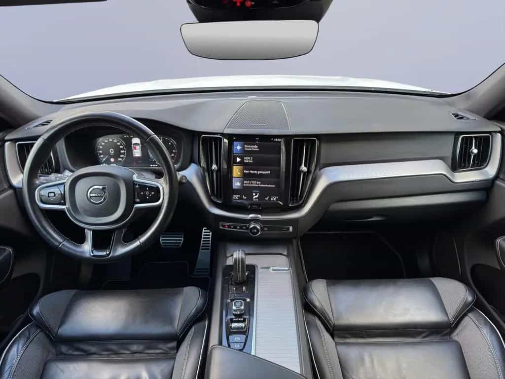 Volvo XC60 R Design 2WD*LED*BLACK*VIRTUAL*ACC*LEDER* 05/2021-photo-19