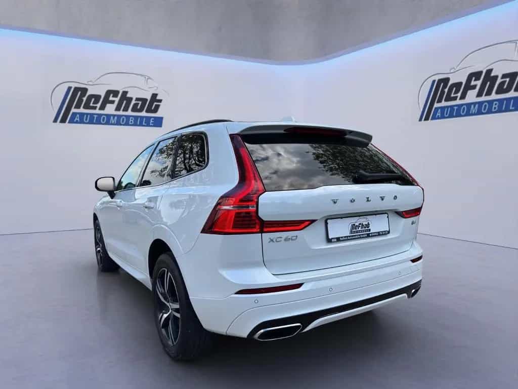 Volvo XC60 R Design 2WD*LED*BLACK*VIRTUAL*ACC*LEDER* 05/2021-photo-8