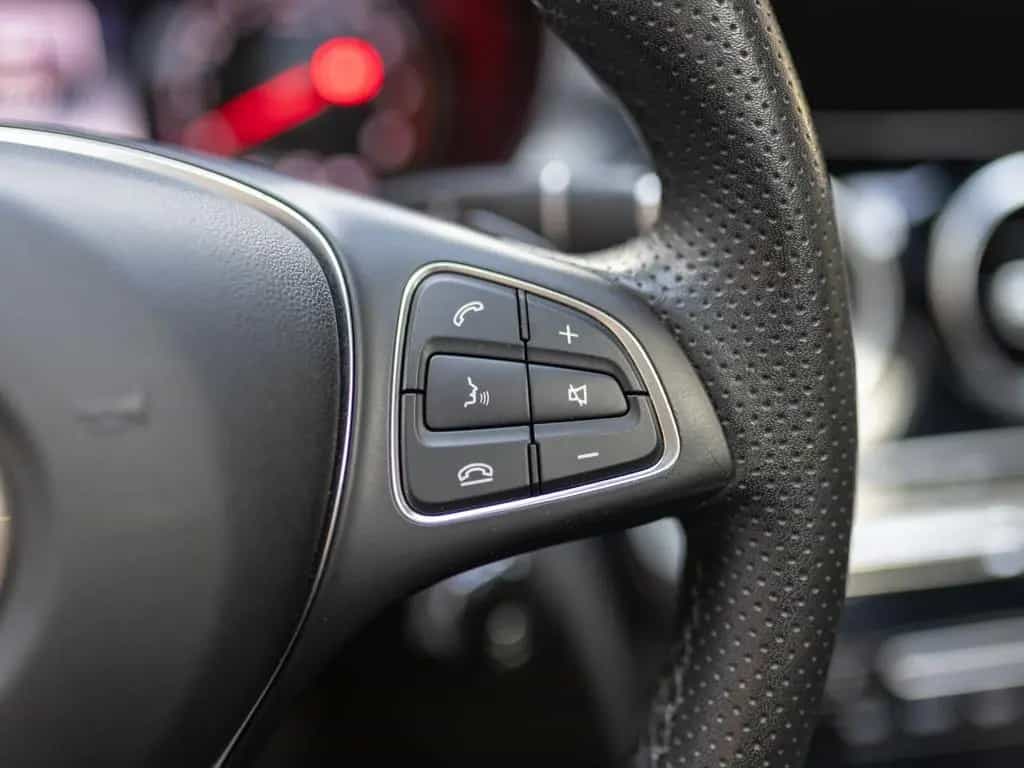 Mercedes-Benz C 400 4M,Comand,LED,AHK,Distr,Kamera,Schiebedach 06/2018-photo-11