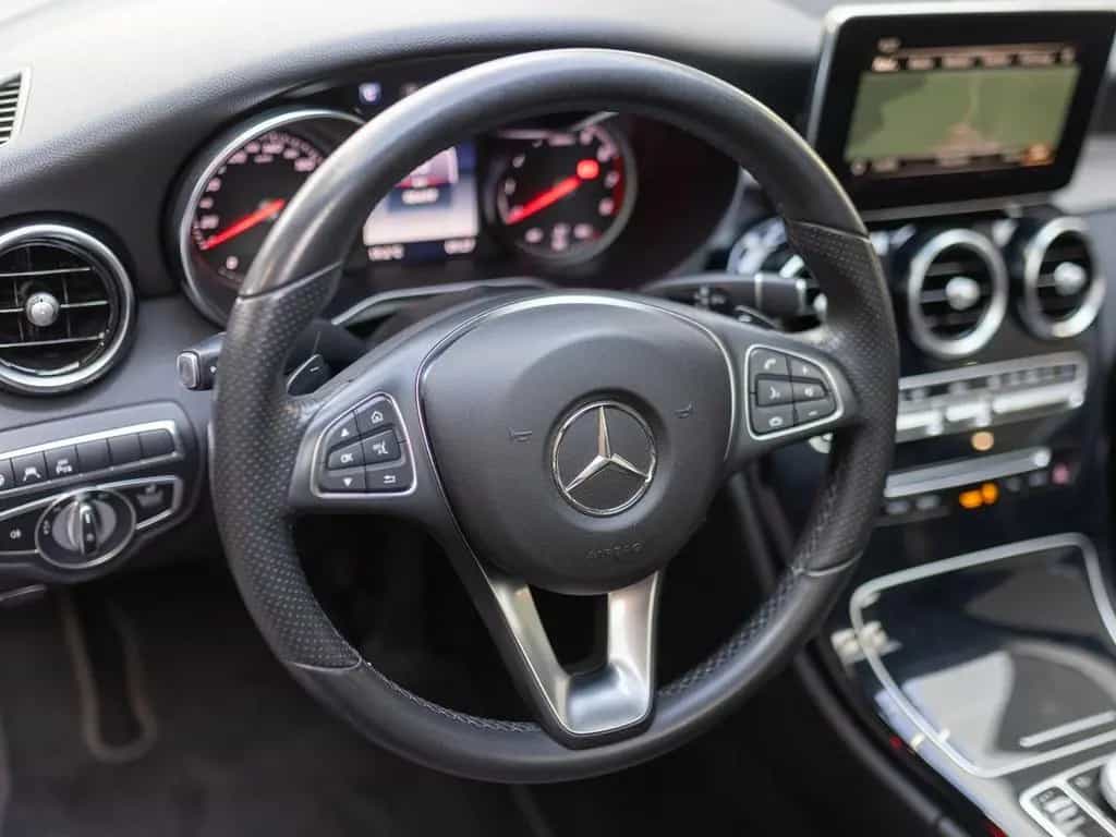 Mercedes-Benz C 400 4M,Comand,LED,AHK,Distr,Kamera,Schiebedach 06/2018-photo-12