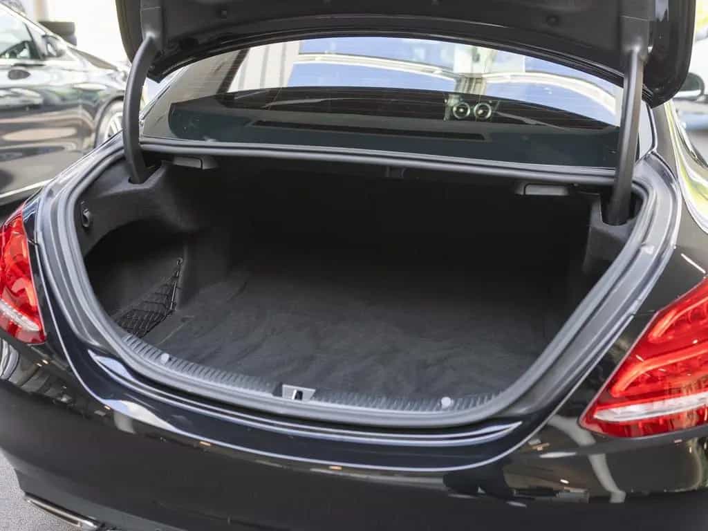 Mercedes-Benz C 400 4M,Comand,LED,AHK,Distr,Kamera,Schiebedach 06/2018-photo-25