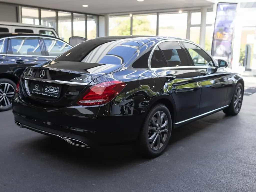 Mercedes-Benz C 400 4M,Comand,LED,AHK,Distr,Kamera,Schiebedach 06/2018-photo-4