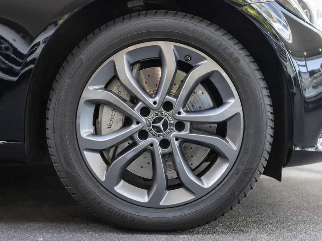 Mercedes-Benz C 400 4M,Comand,LED,AHK,Distr,Kamera,Schiebedach 06/2018-photo-5