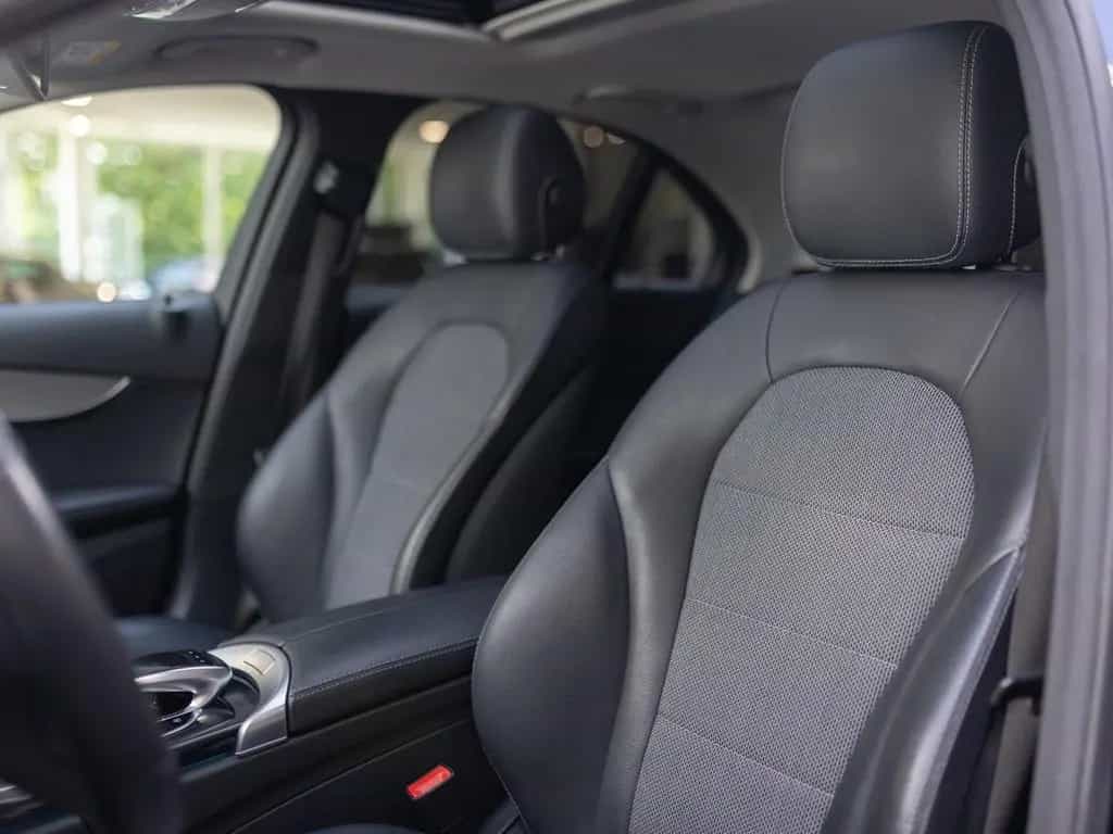 Mercedes-Benz C 400 4M,Comand,LED,AHK,Distr,Kamera,Schiebedach 06/2018-photo-8