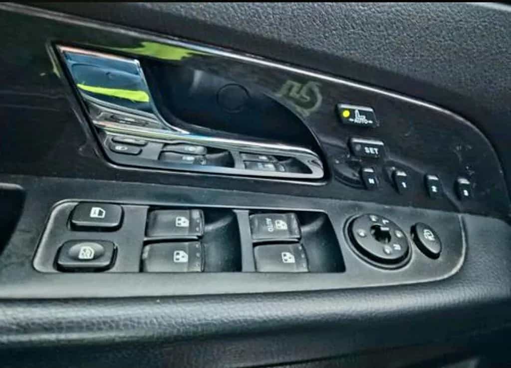 Ssangyong Rexton 2.0 Diesel e-XDi 200 Executive 4WD Au... 10/2015-photo-10