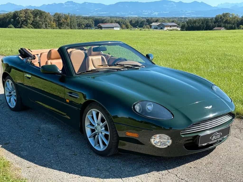Aston Martin DB7 Vantage Volante V12 in British Racing Green 02/2002-photo-0