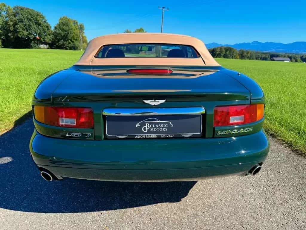 Aston Martin DB7 Vantage Volante V12 in British Racing Green 02/2002-photo-3