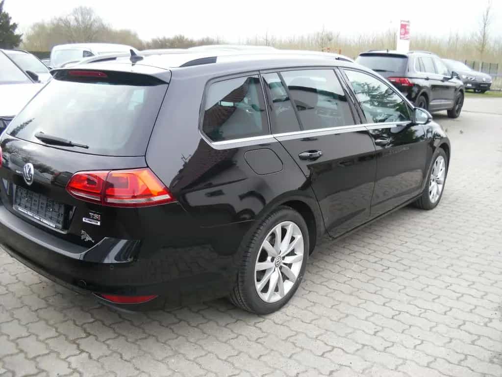 Volkswagen Golf VII Variant Highline*Bi-Xenon*PDC vorn/hin 05/2016-photo-1