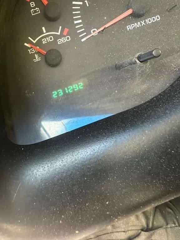 Dodge RAM 1500 5.9 Magnum 10/2000-photo-2