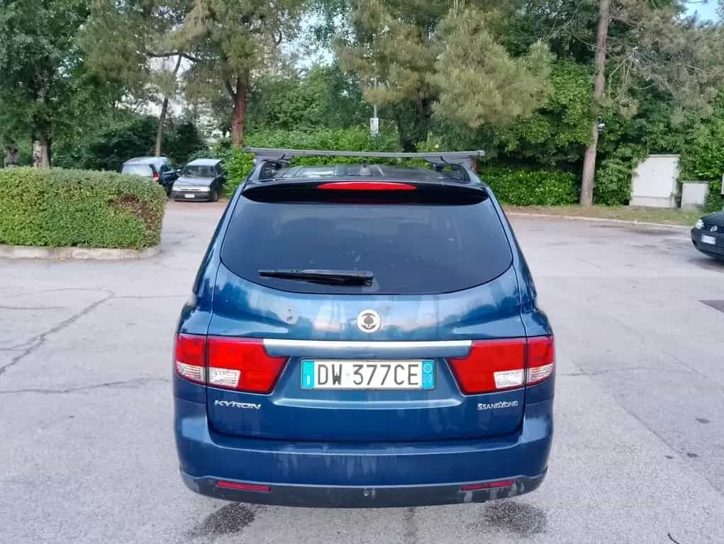 Ssangyong Kyron New 2.0 XVT 4WD 123.000 km unico 05/2009-photo-7