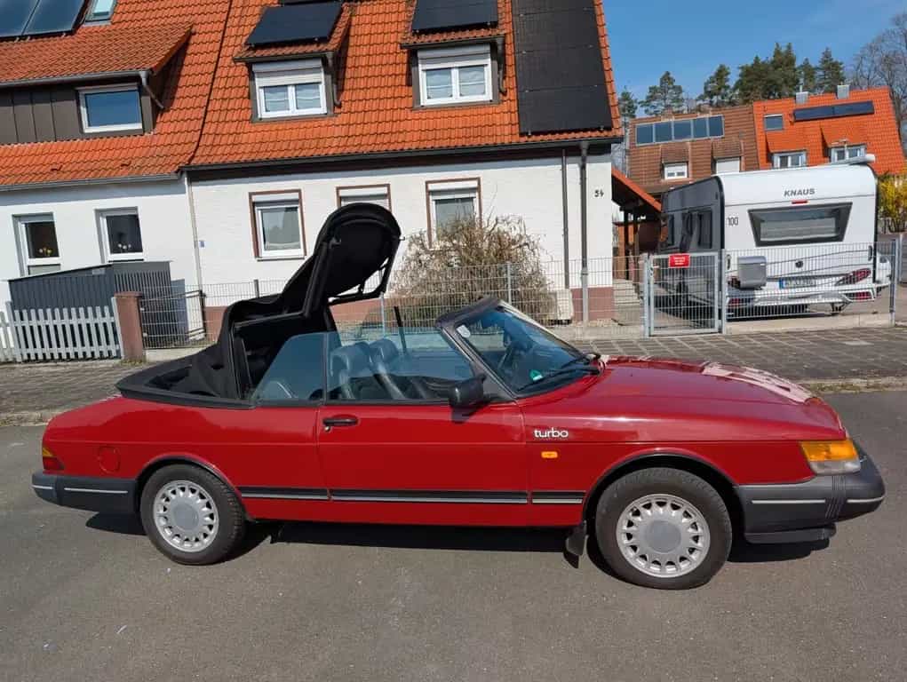 Saab 900 900 Turbo 16 Valve SE Cabrio 04/1989-photo-2