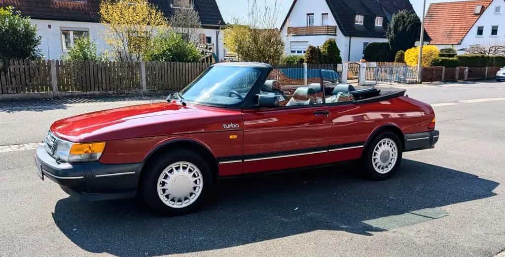 Saab 900 900 Turbo 16 Valve SE Cabrio 04/1989-photo-3