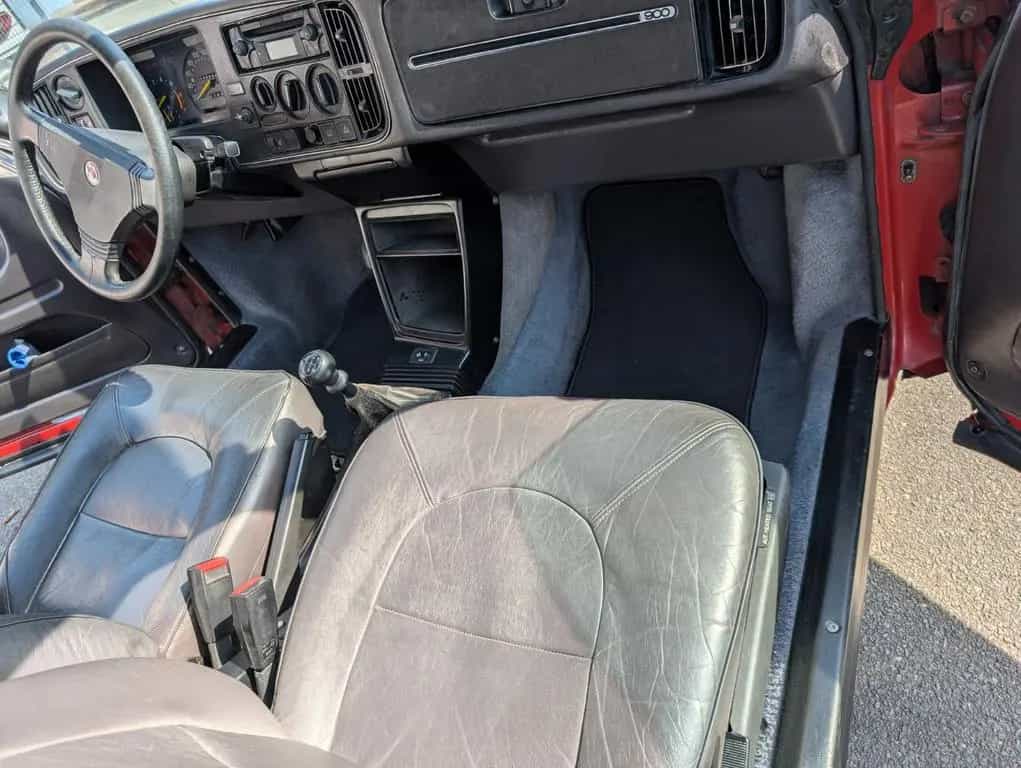 Saab 900 900 Turbo 16 Valve SE Cabrio 04/1989-photo-7