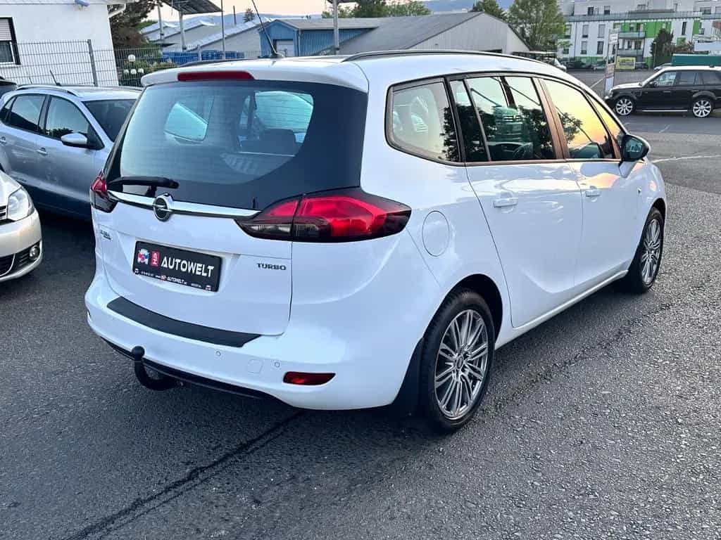 Opel Zafira C Tourer Edition Automatik 140PS AHK PDC 05/2012-photo-4