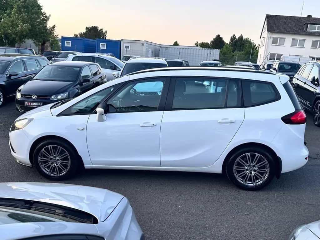 Opel Zafira C Tourer Edition Automatik 140PS AHK PDC 05/2012-photo-7