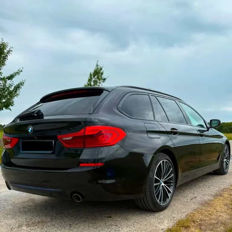 BMW 530 d xDrive Touring A - 07/2020-photo-3