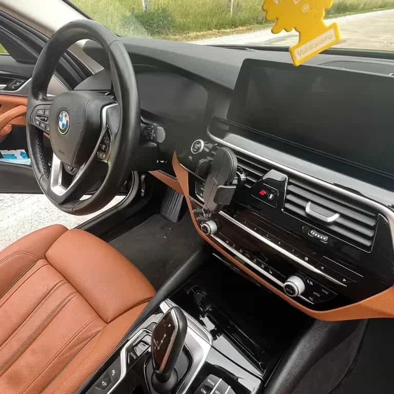 BMW 530 d xDrive Touring A - 07/2020-photo-7