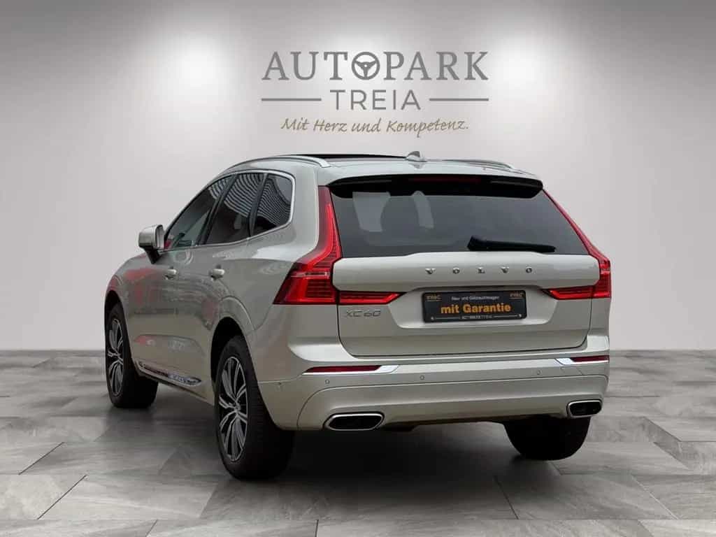 Volvo XC60 Inscription AWD LED|NAVI|KAMERA|ACC|PANO 06/2018-photo-12