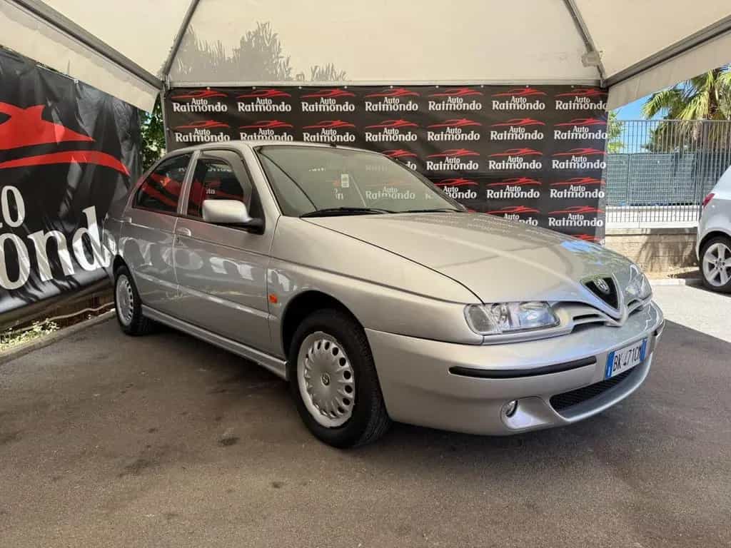 Alfa Romeo 146 1.6i 16V Twin Spark 05/2000-photo-2