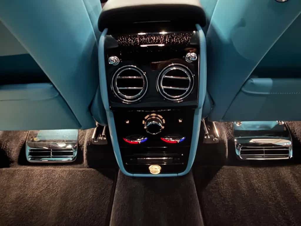 Rolls-Royce Cullinan Mansory*Sternehimmel*TV 07/2024-photo-25