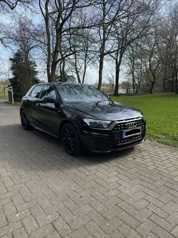 Audi A1 35 TFSI S tronic allstreet allstreet 06/2021-photo-1