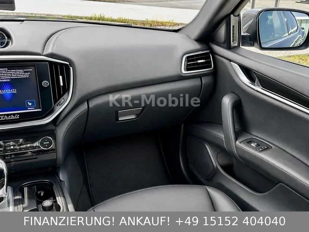 Maserati Ghibli /2-Hand/Serviceheft/TÜV/Garantie/COC 12/2015-photo-30