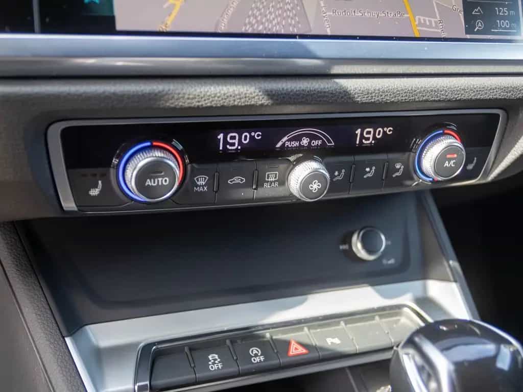 Audi Q3 advanced 35TFSI Stronic Navi LED GRA AHK EPH 03/2019-photo-19