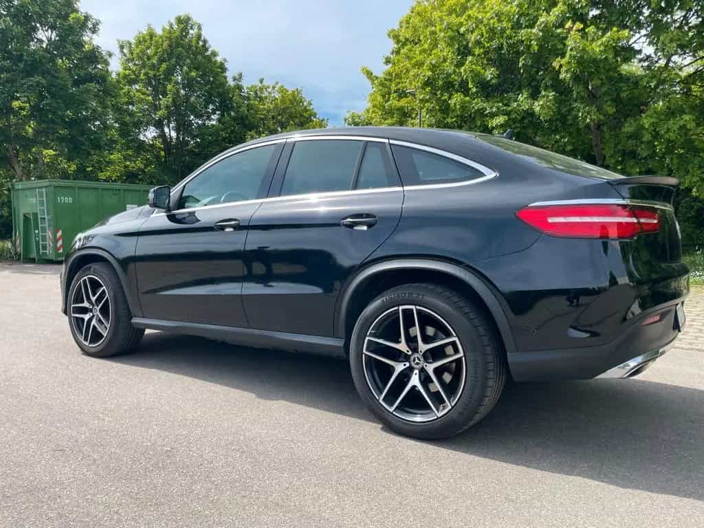 Mercedes-Benz GLE 400 4MATIC - AMG Line, Lückenloser Service 04/2018-photo-3