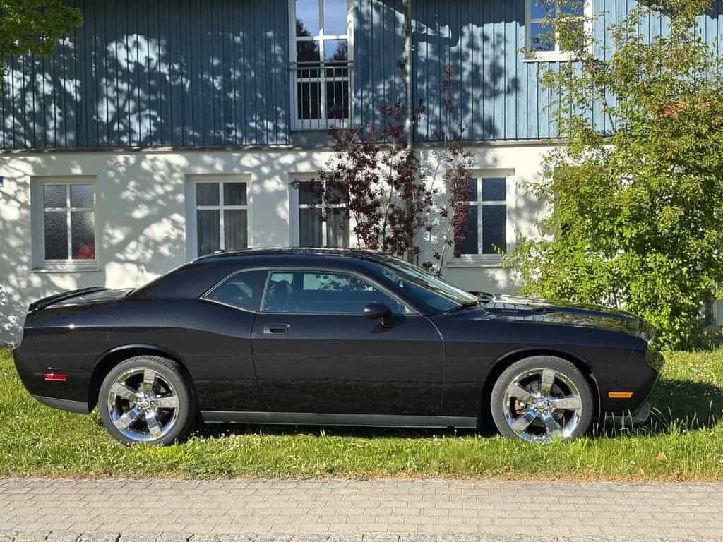 Dodge Challenger R/T 5.7 V8 HEMI *Schalter*58tkm* 09/2010-photo-7