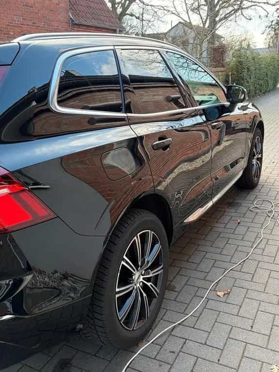 Volvo XC60 D4 AWD Inscription | AHK | Lede... 11/2017-photo-3