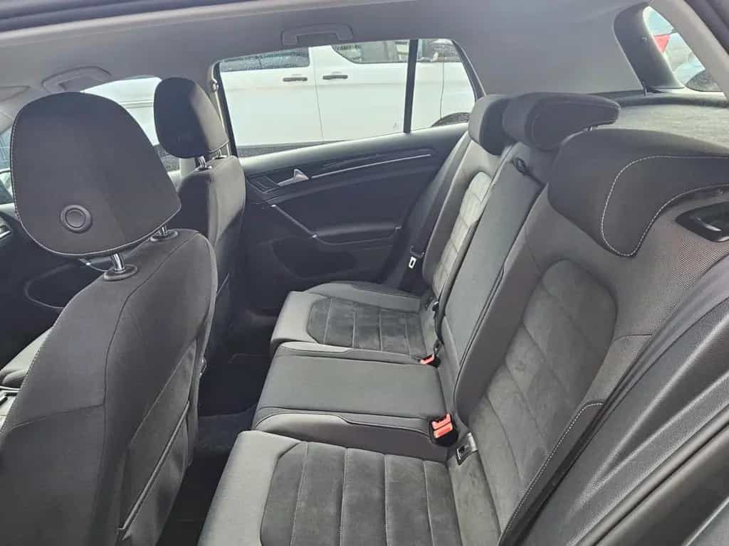 Volkswagen Golf VII 1,4 Lim. Highline LED Massage ACC 04/2018-photo-10