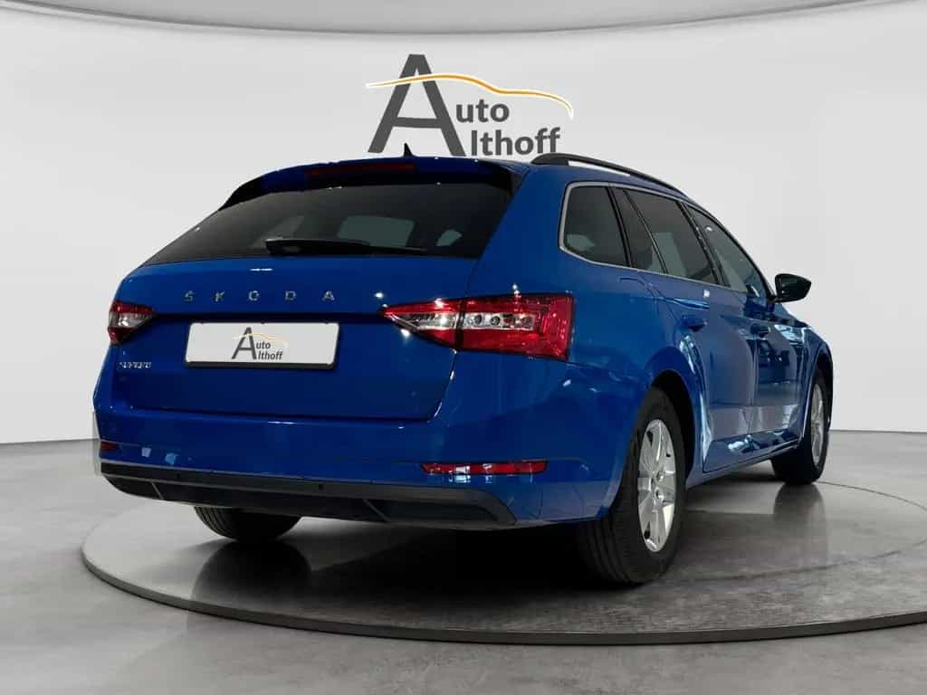 Skoda Superb Combi 1.5TSI 1.HD DSG LED ACC APPLE TEMP 06/2022-photo-5