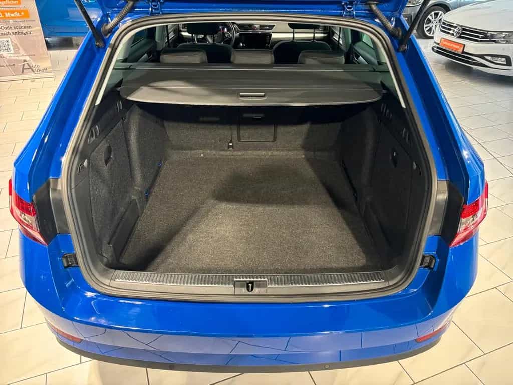 Skoda Superb Combi 1.5TSI 1.HD DSG LED ACC APPLE TEMP 06/2022-photo-8