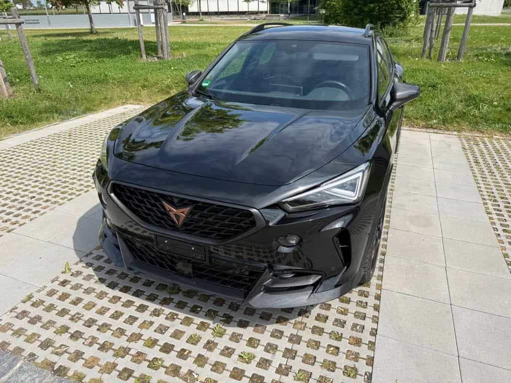 Cupra Formentor VZ5 4Drive MatrixLED/SAGA/Navi/Carbon 05/2023-photo-8