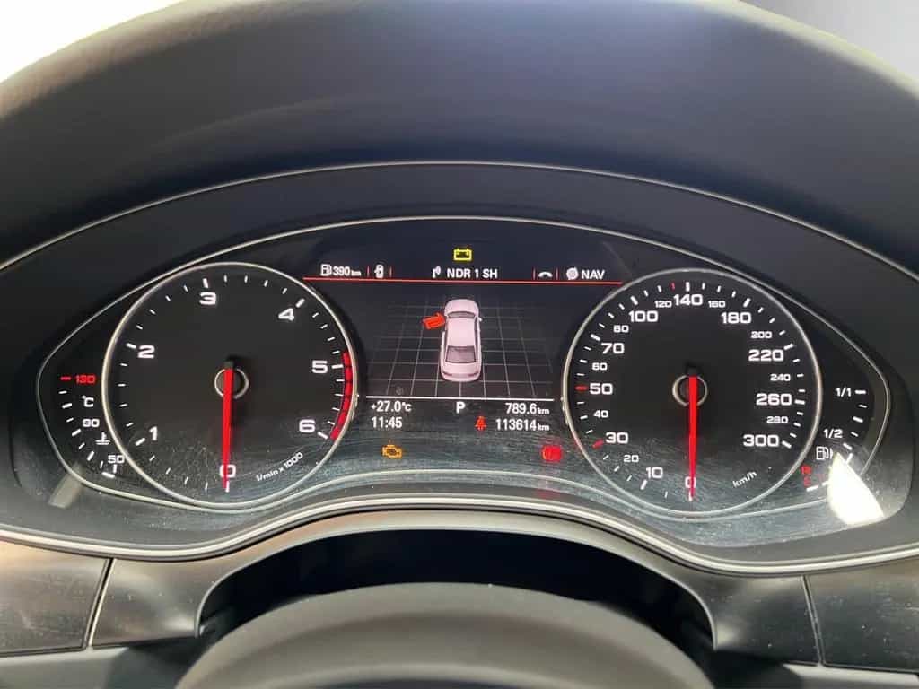 Audi A6 2,0 TDI Sport 03/2014-photo-10