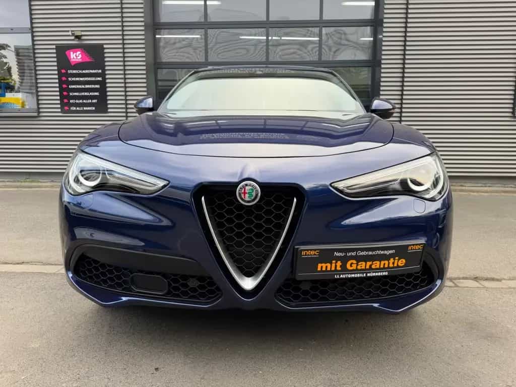 Alfa Romeo Stelvio Super Q4*GARANTIE*NAVI*BI-XENON*LEDER* 08/2017-photo-0