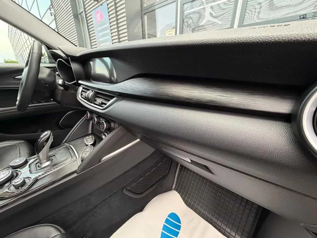 Alfa Romeo Stelvio Super Q4*GARANTIE*NAVI*BI-XENON*LEDER* 08/2017-photo-19