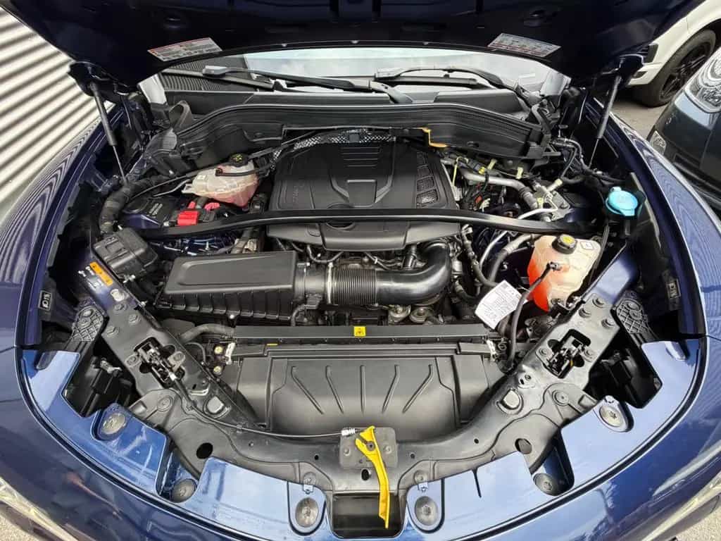 Alfa Romeo Stelvio Super Q4*GARANTIE*NAVI*BI-XENON*LEDER* 08/2017-photo-33