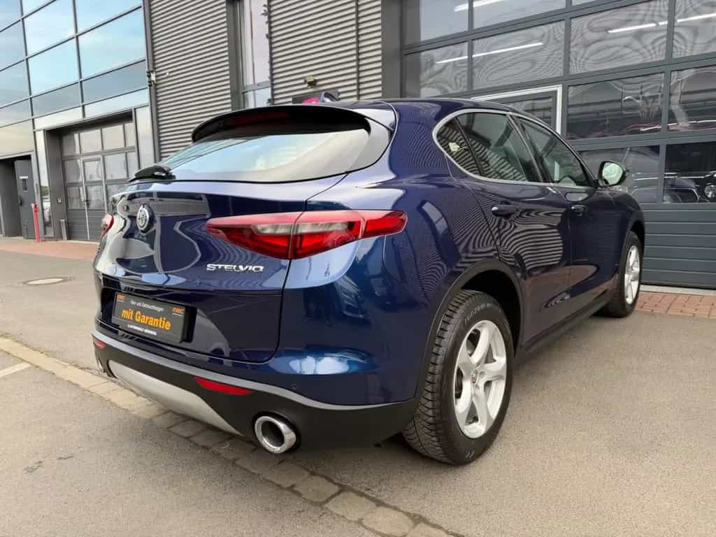 Alfa Romeo Stelvio Super Q4*GARANTIE*NAVI*BI-XENON*LEDER* 08/2017-photo-6