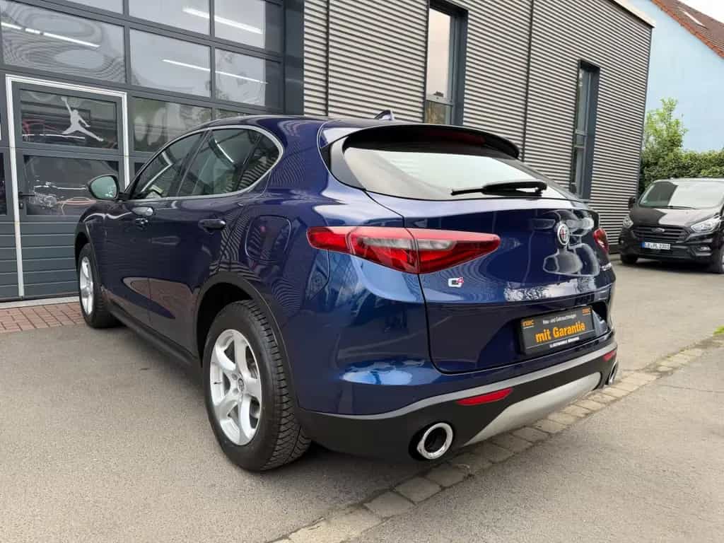 Alfa Romeo Stelvio Super Q4*GARANTIE*NAVI*BI-XENON*LEDER* 08/2017-photo-7