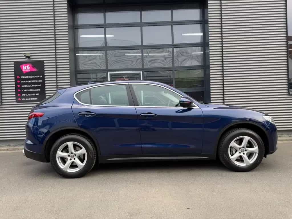 Alfa Romeo Stelvio Super Q4*GARANTIE*NAVI*BI-XENON*LEDER* 08/2017-photo-8