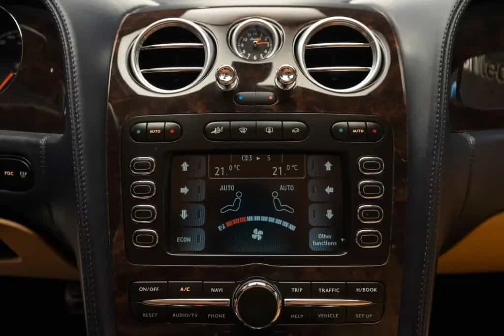 Bentley Continental GT - 05/2004-photo-18
